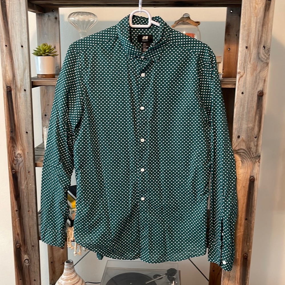 H&M Emerald Green White Polka Dots Long Sleeved Button Down Shirt